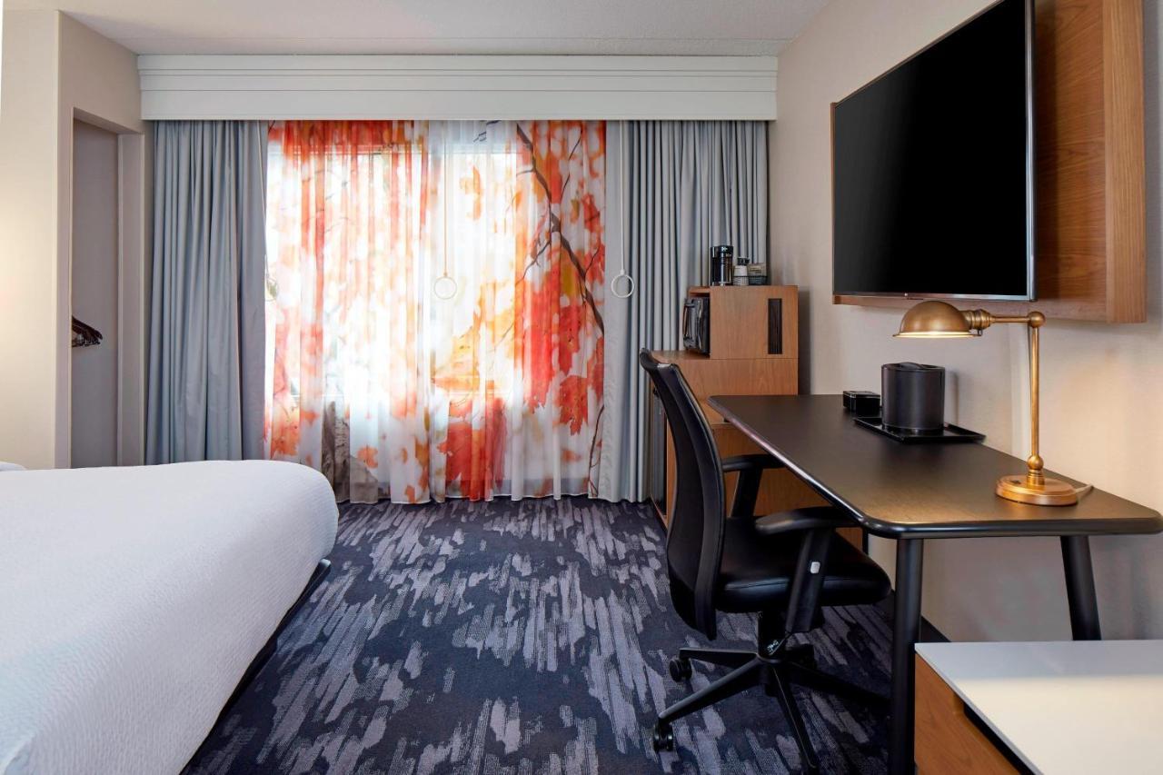 Fairfield Inn & Suites By Marriott Albany Airport Exteriör bild