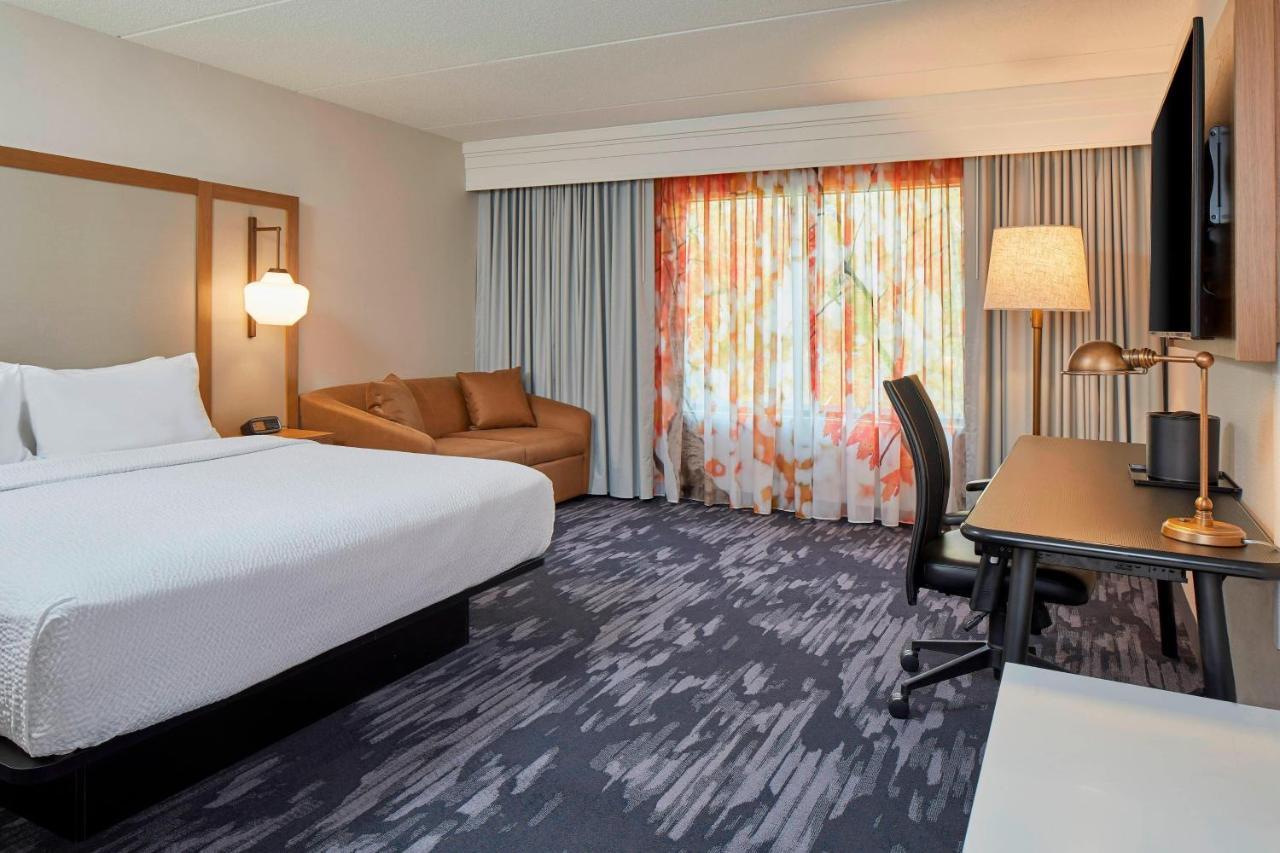 Fairfield Inn & Suites By Marriott Albany Airport Exteriör bild