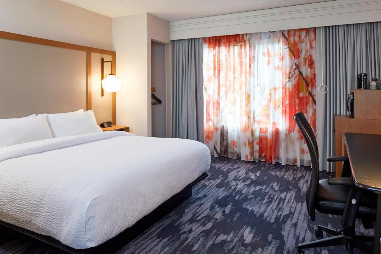 Fairfield Inn & Suites By Marriott Albany Airport Exteriör bild