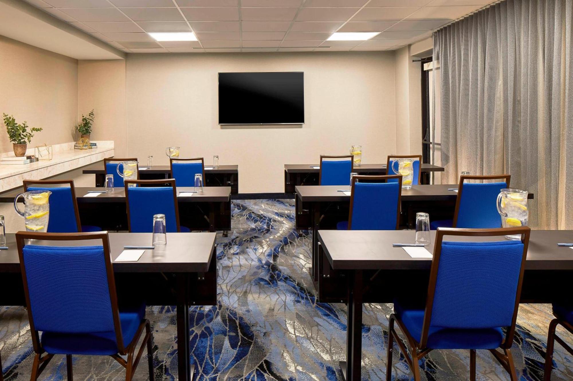 Fairfield Inn & Suites By Marriott Albany Airport Exteriör bild