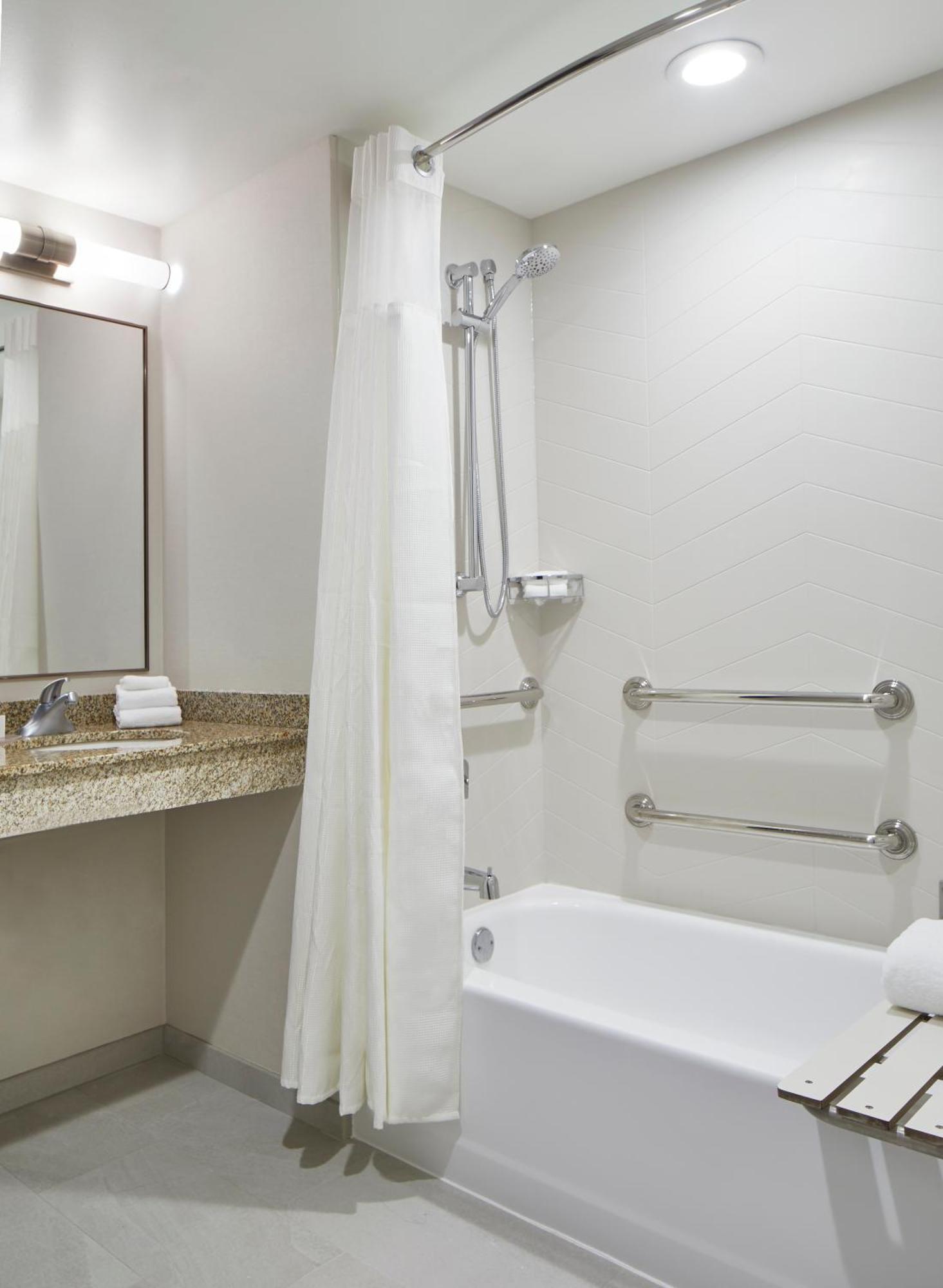 Fairfield Inn & Suites By Marriott Albany Airport Exteriör bild